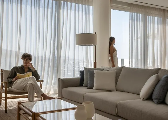 Marina By Social Living Collection Hotell