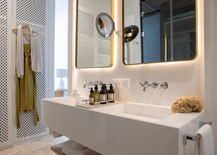 Marina By Social Living Collection Hotell